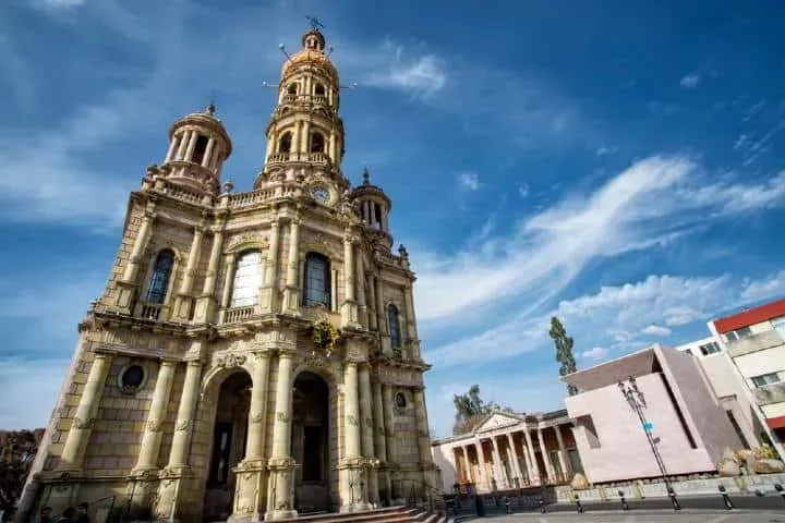 Plaza de la Patria y Catedral de Aguascalientes