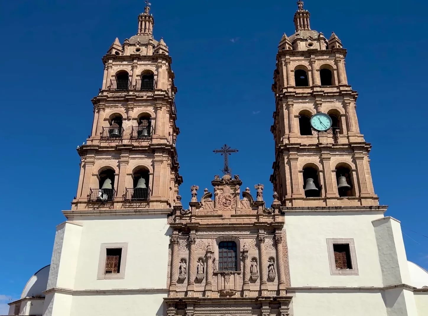 Recorrer el Centro Histórico y la Catedral