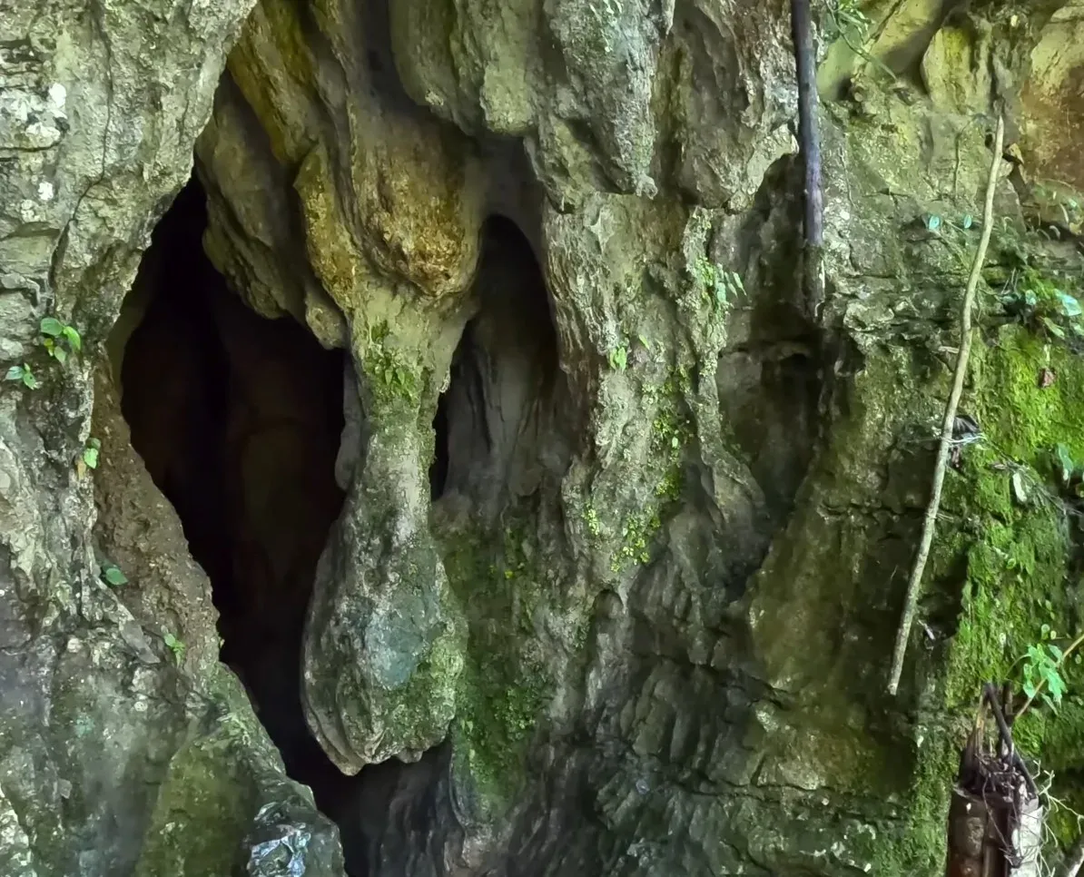 La garganta del diablo. Entrada a Gruta acuática.