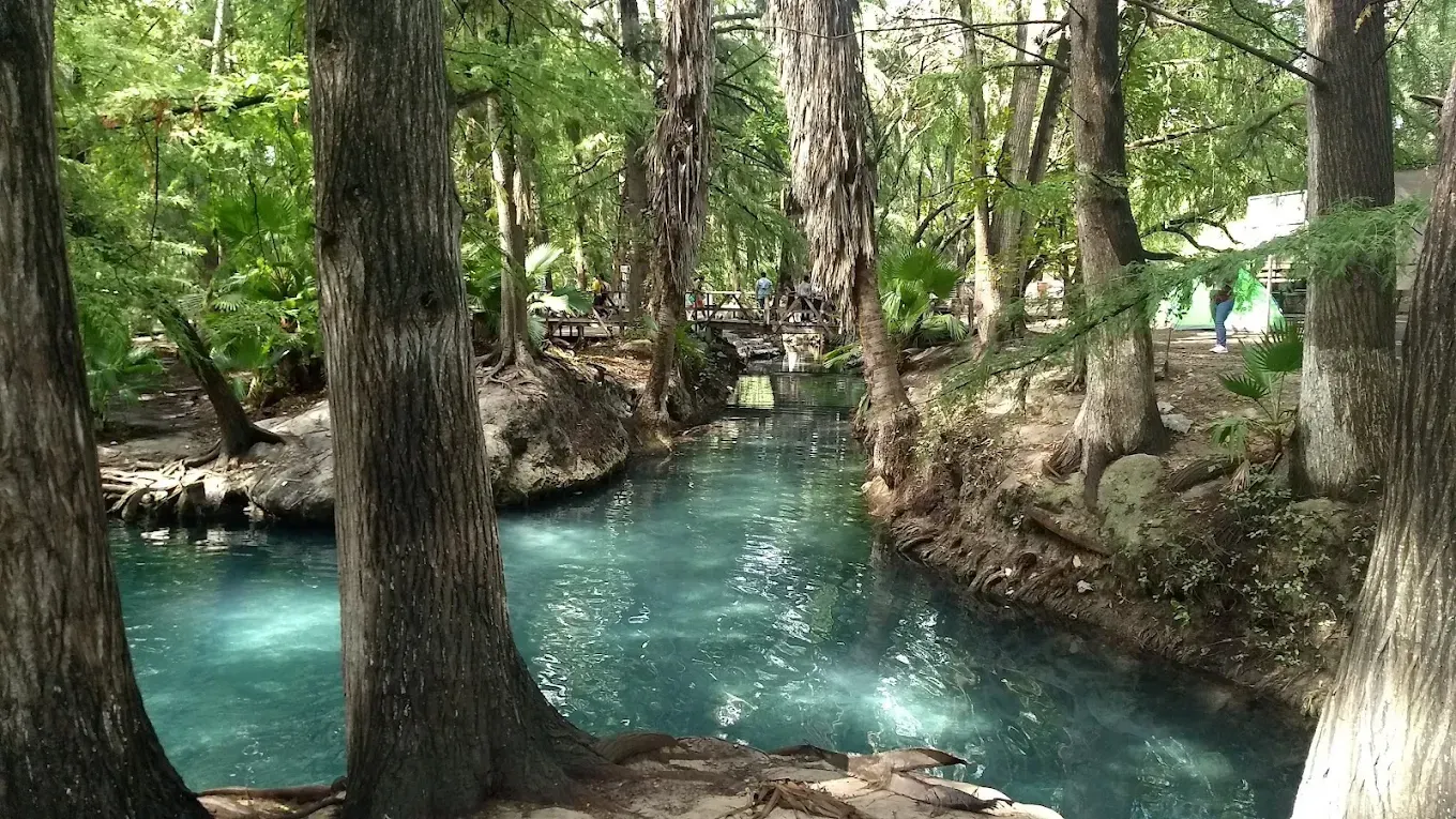 Puente de Dios en Tamasopo