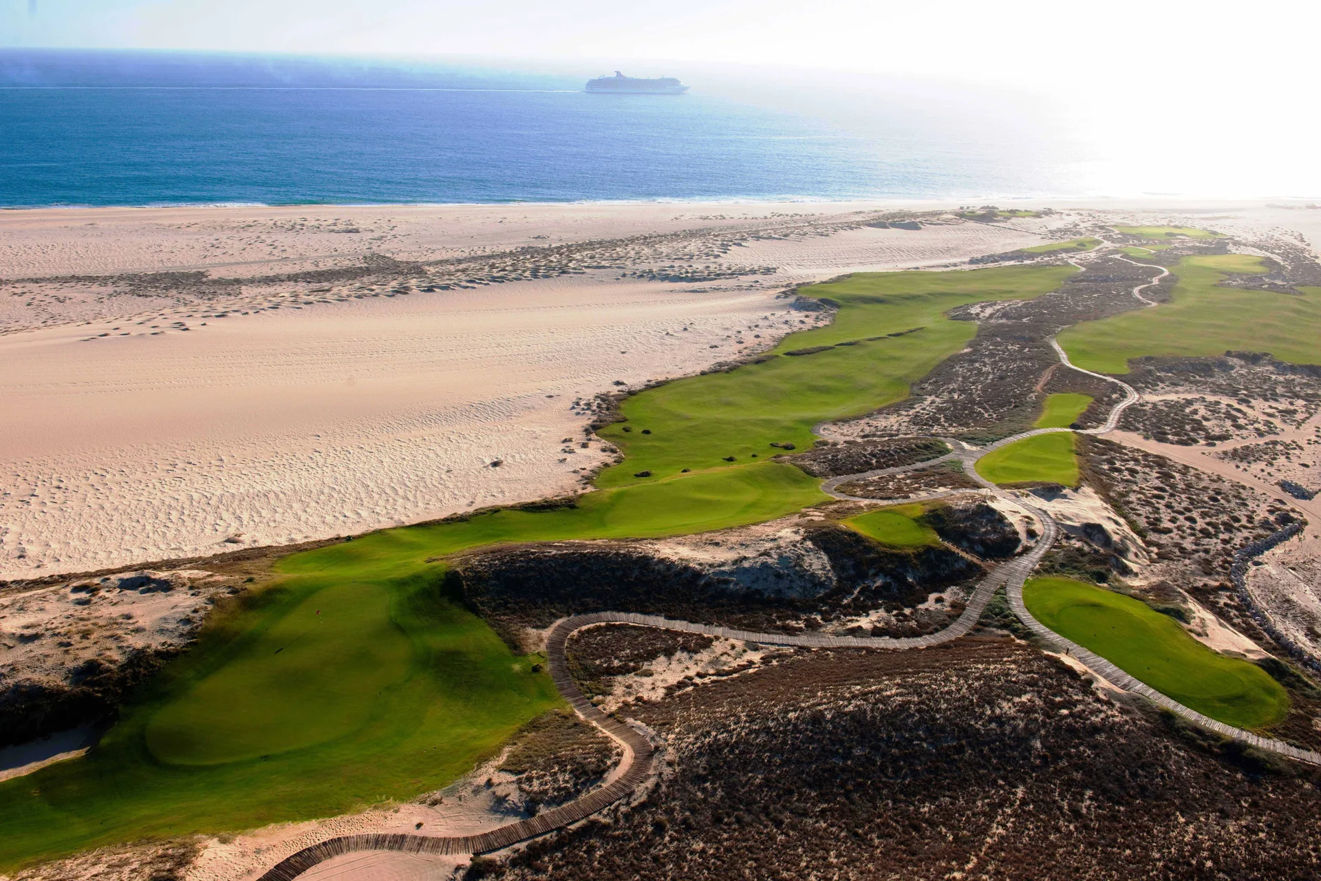Foto de Jugar golf en campos top 100 mundial