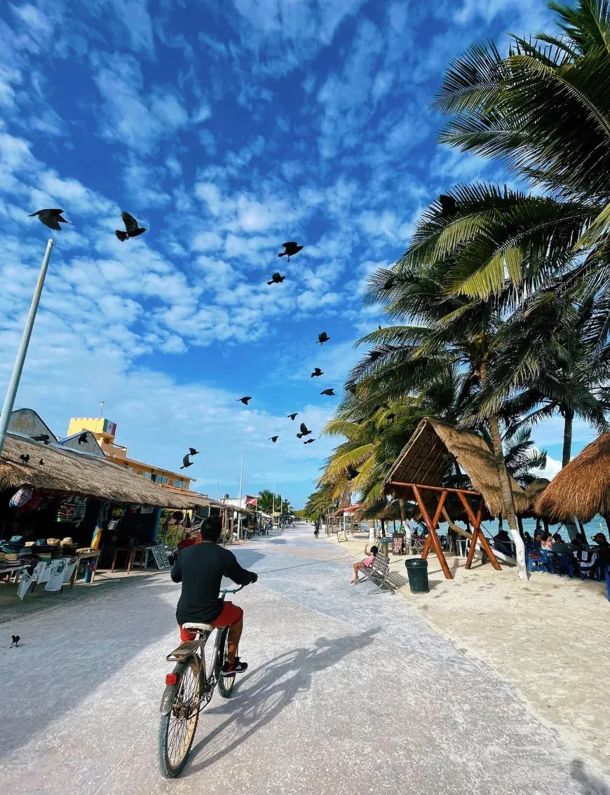 Paseo en Bicicleta por el Malecón