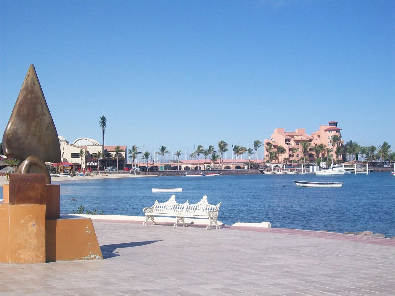 Baja Sur: ballenas, islas y desierto