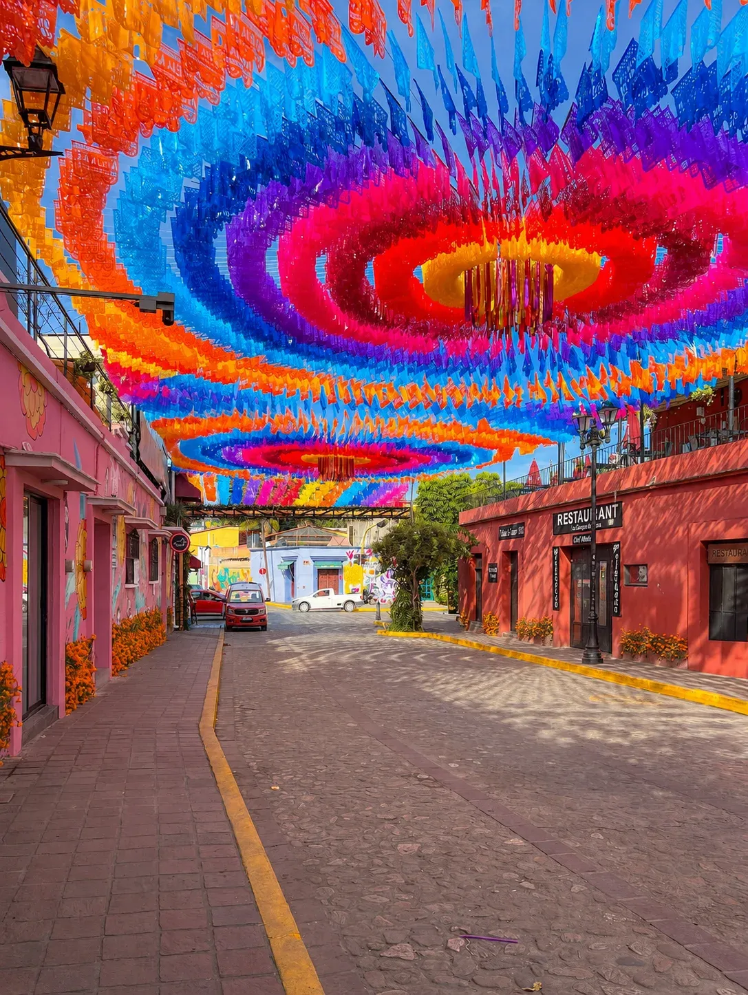 Textiles tradicionales zapotecas — el color de Oaxaca