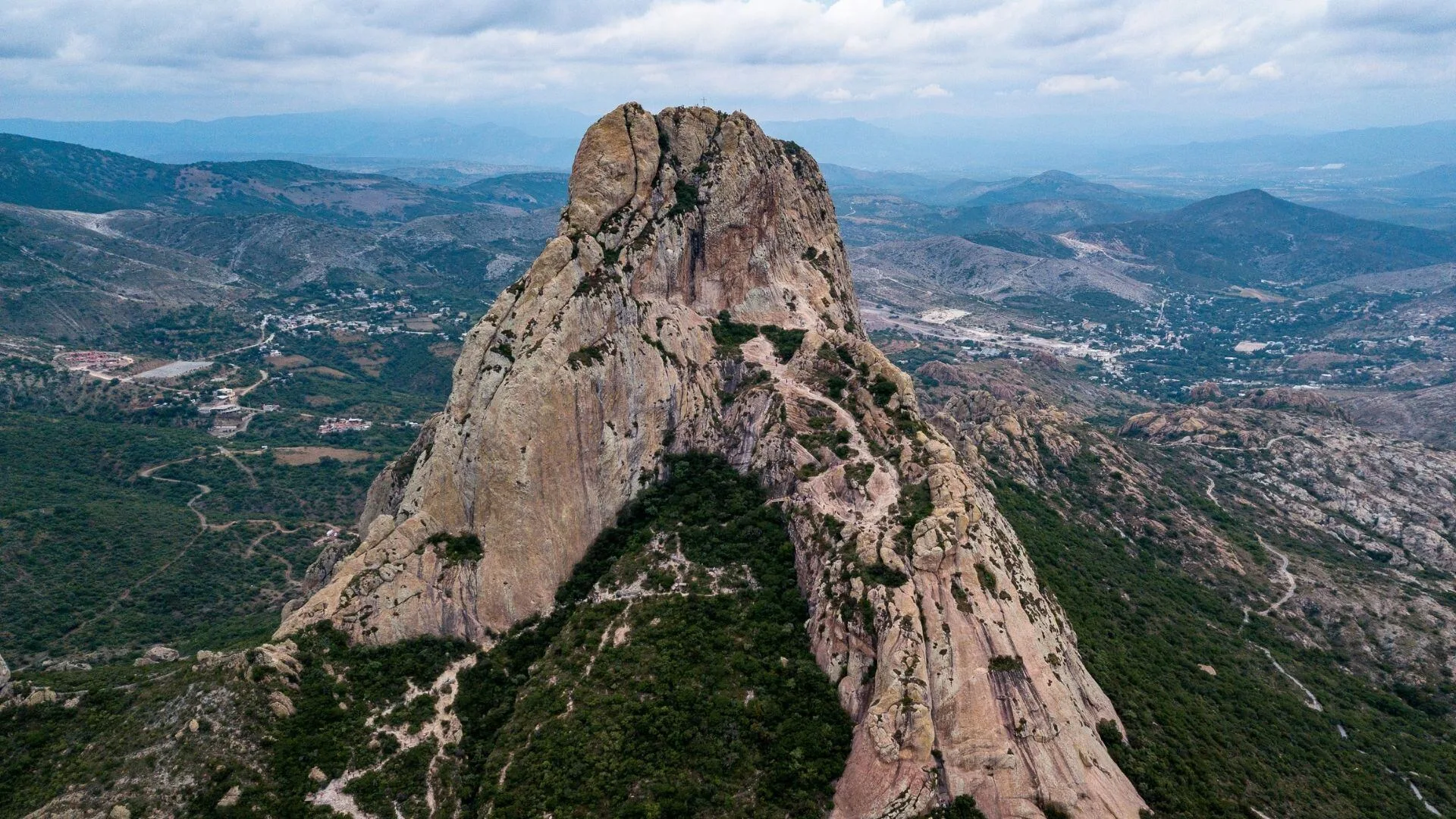 Subir a la Peña de Bernal
