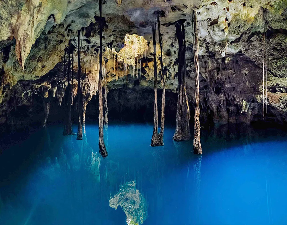 Recorrer la Ruta de los Cenotes