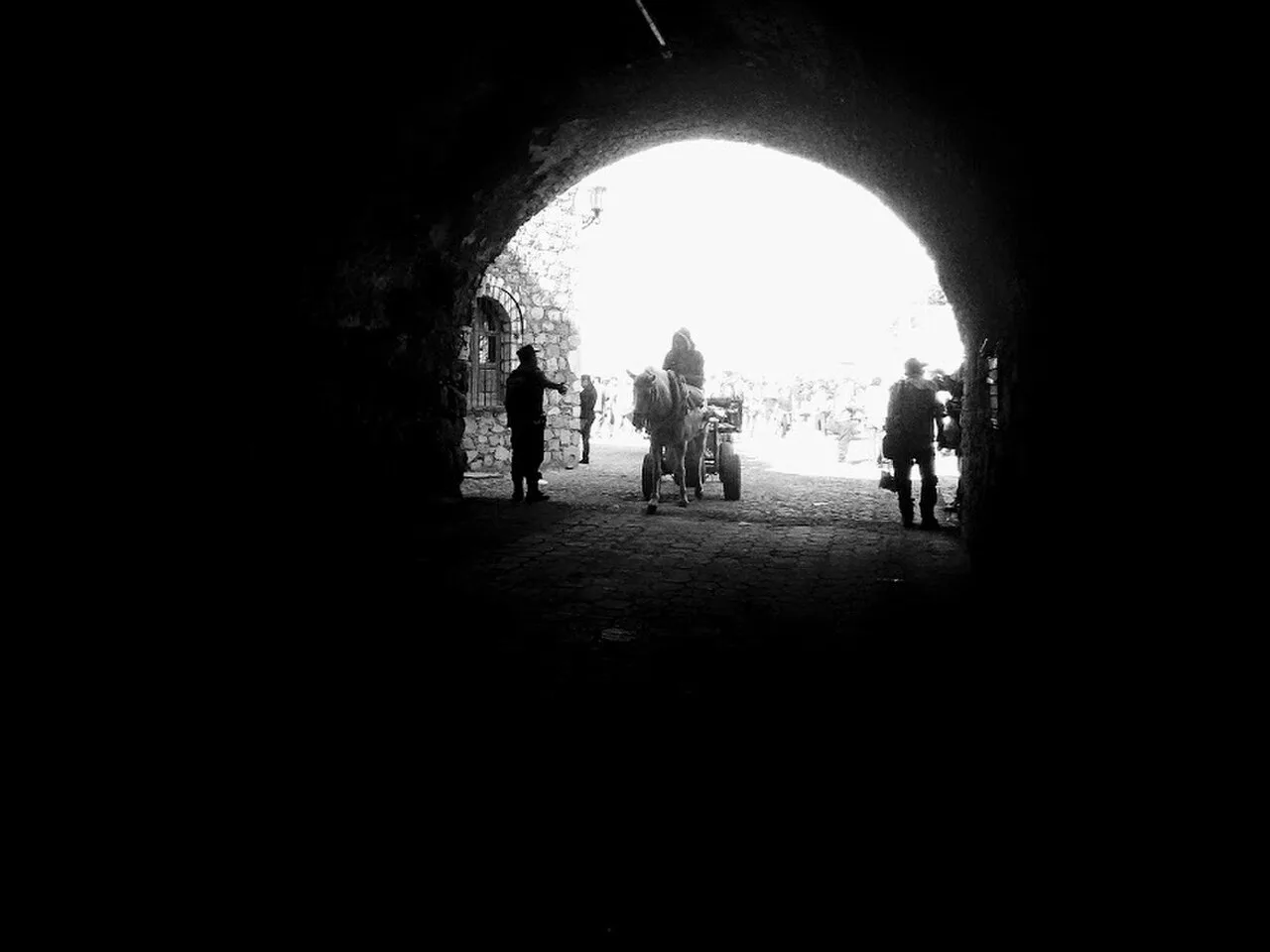 Cruzar el Túnel Ogarrio