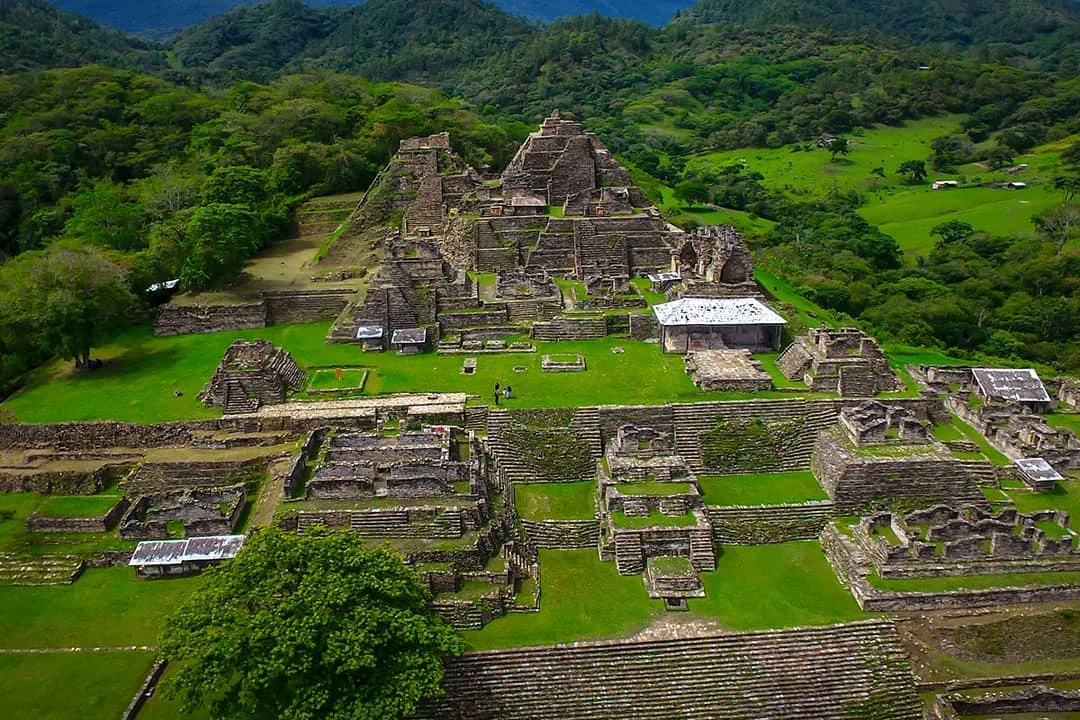 Toniná: la Pirámide Más Alta de México