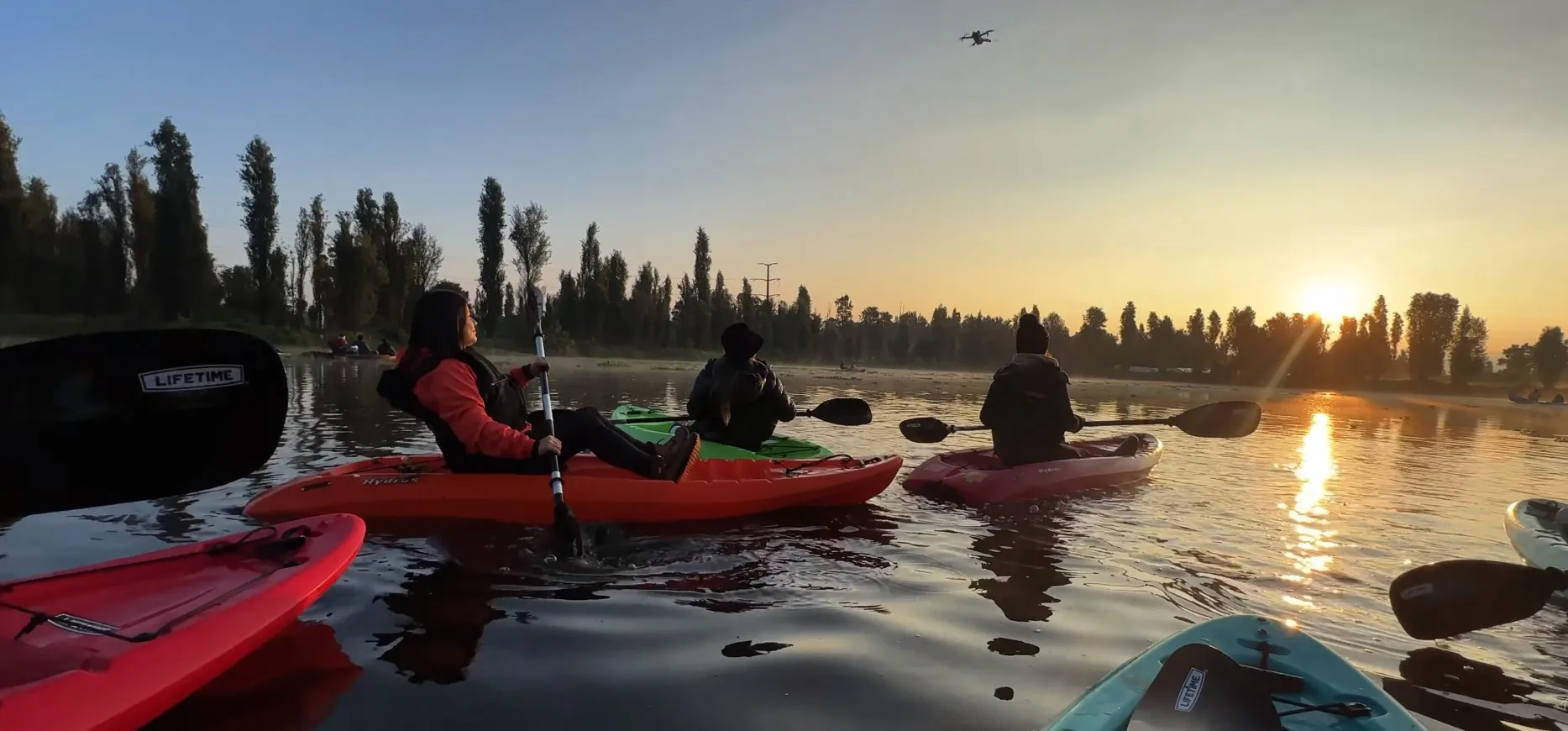 Foto de Kayak al Amanecer entre Chinampas